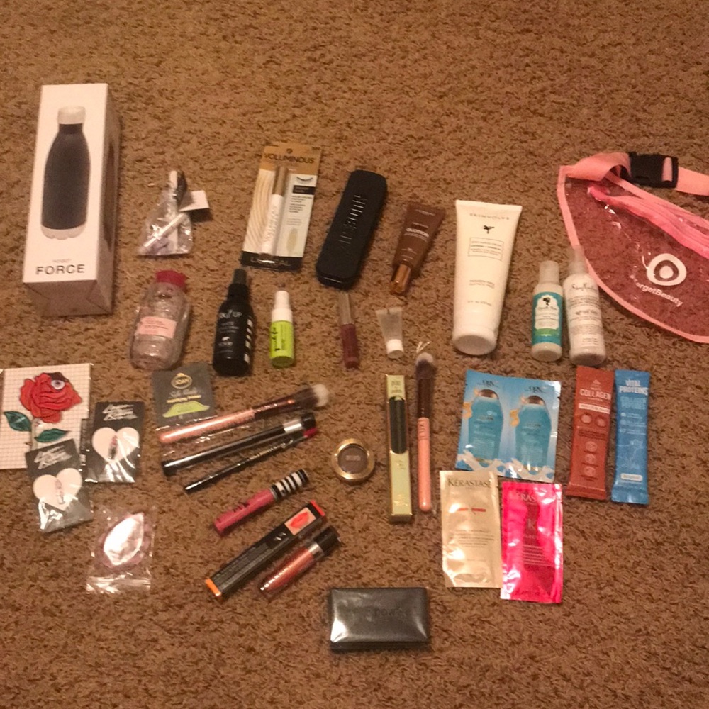 Beautycon LA swag bag
